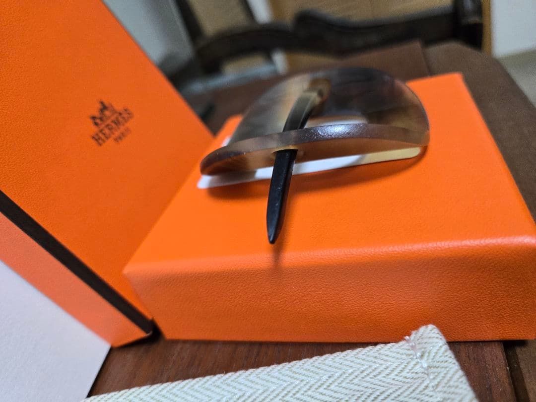 最安値⭐希少⭐唯一無二の芸術品、エルメスのバッファローホーン かんざし