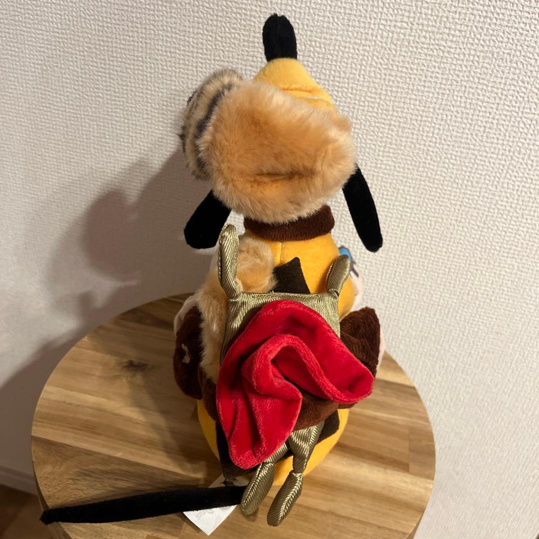 ディズニー　海外　パーク　プルート　ぬいぐるみ