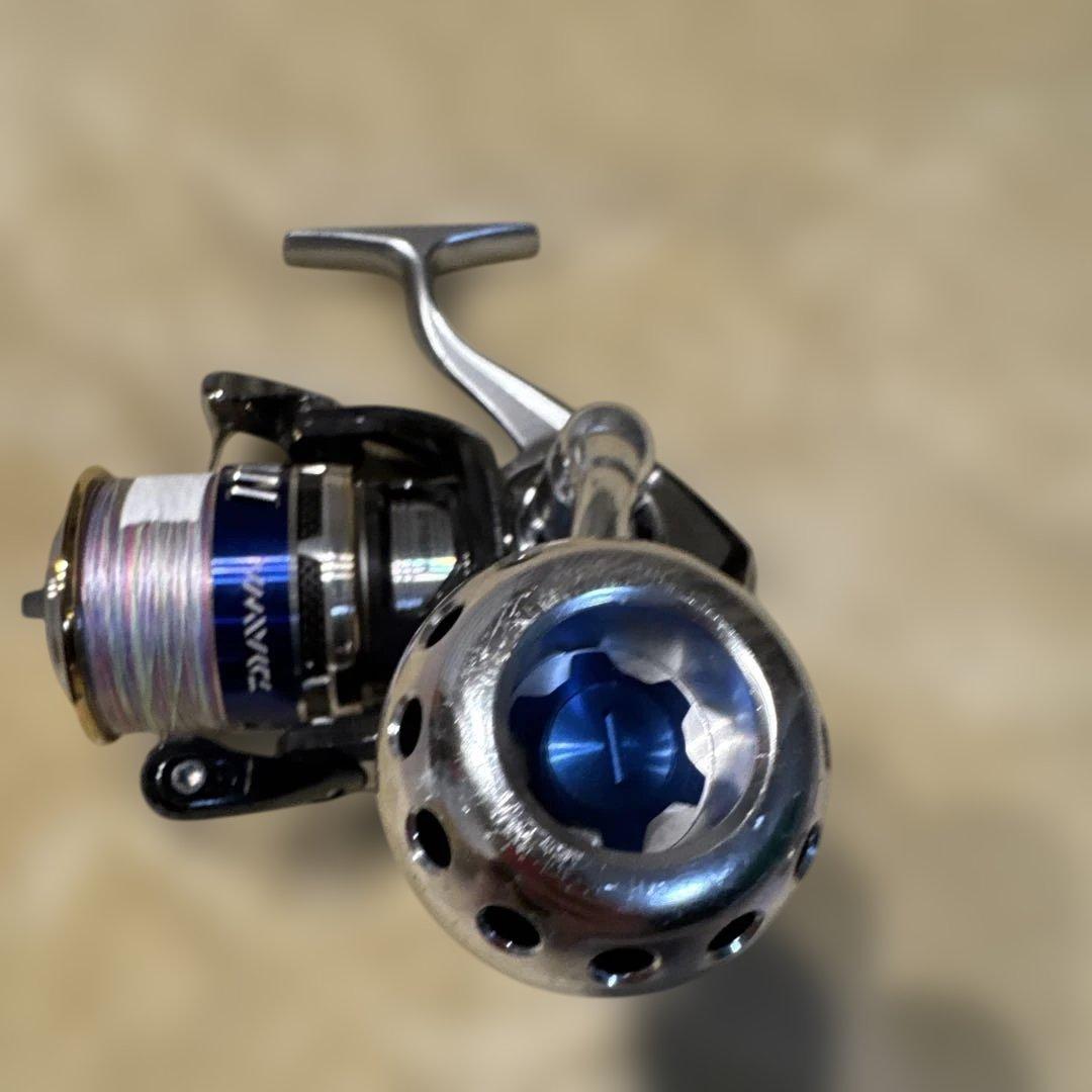 ダイワ SALTIGA 4500 （5000スプール付き)