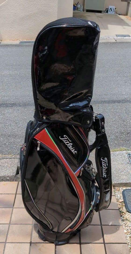 タイトリスト　キャディバッグ　エナメル