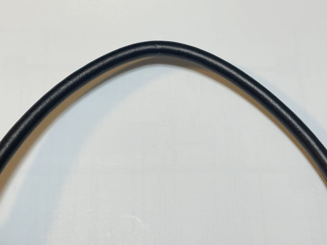 【希少】PRADA プラダ レザーバッグ ホワイト ブラック バイカラー