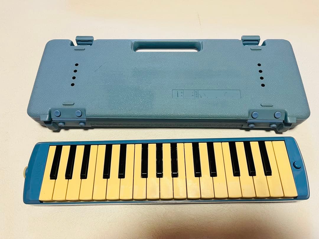 ヤマハ　P-32D 鍵盤ハーモニカ 青
