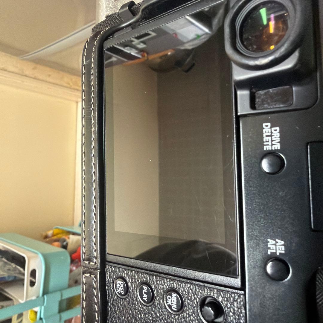 fujifilm X100V(ケース付)！