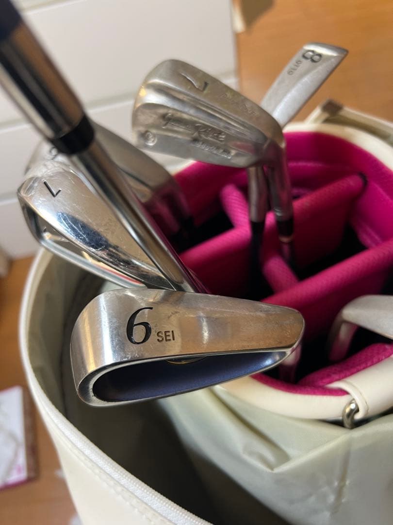 adidas ゴルフキャディバッグ ホワイト ピンク　クラブ　値下げ可