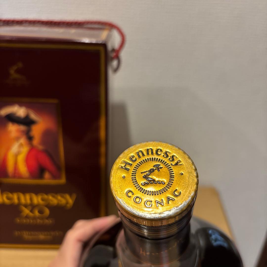 ヘネシー XO 金キャップ ボトル 3000ml 40％ 箱付コニャック 未開封