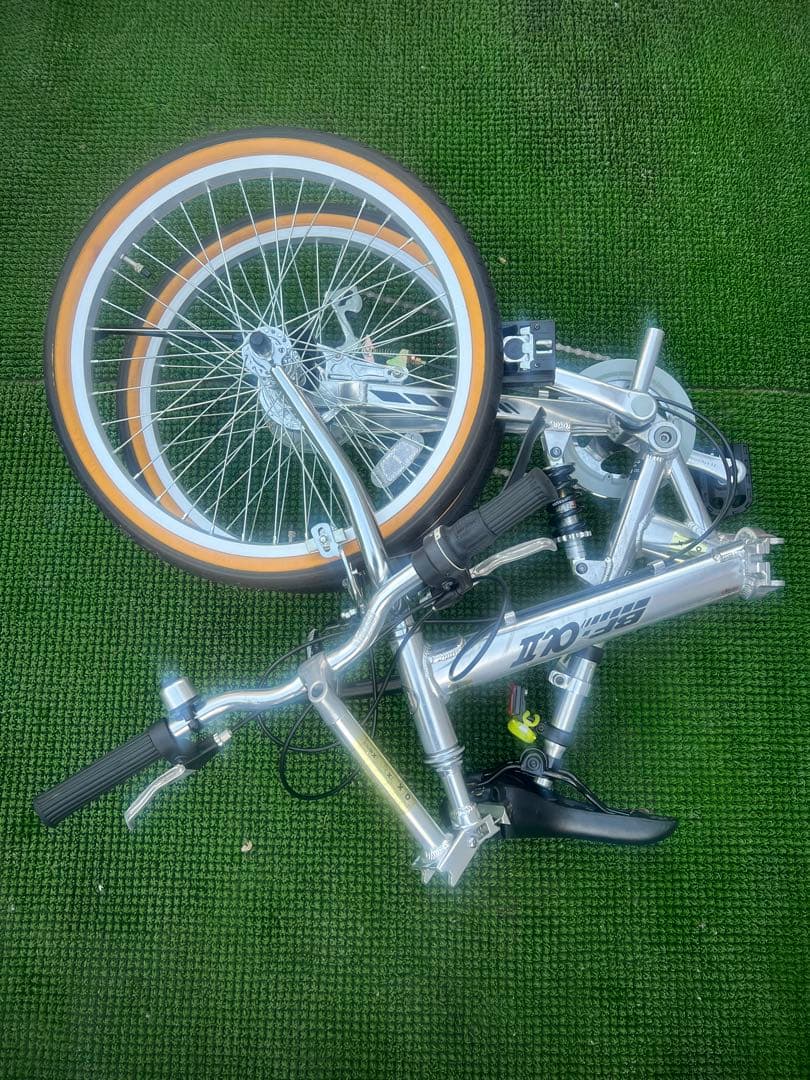 BENETTON Formula 1 折りたたみ自転車 20インチ　BF-αⅡ