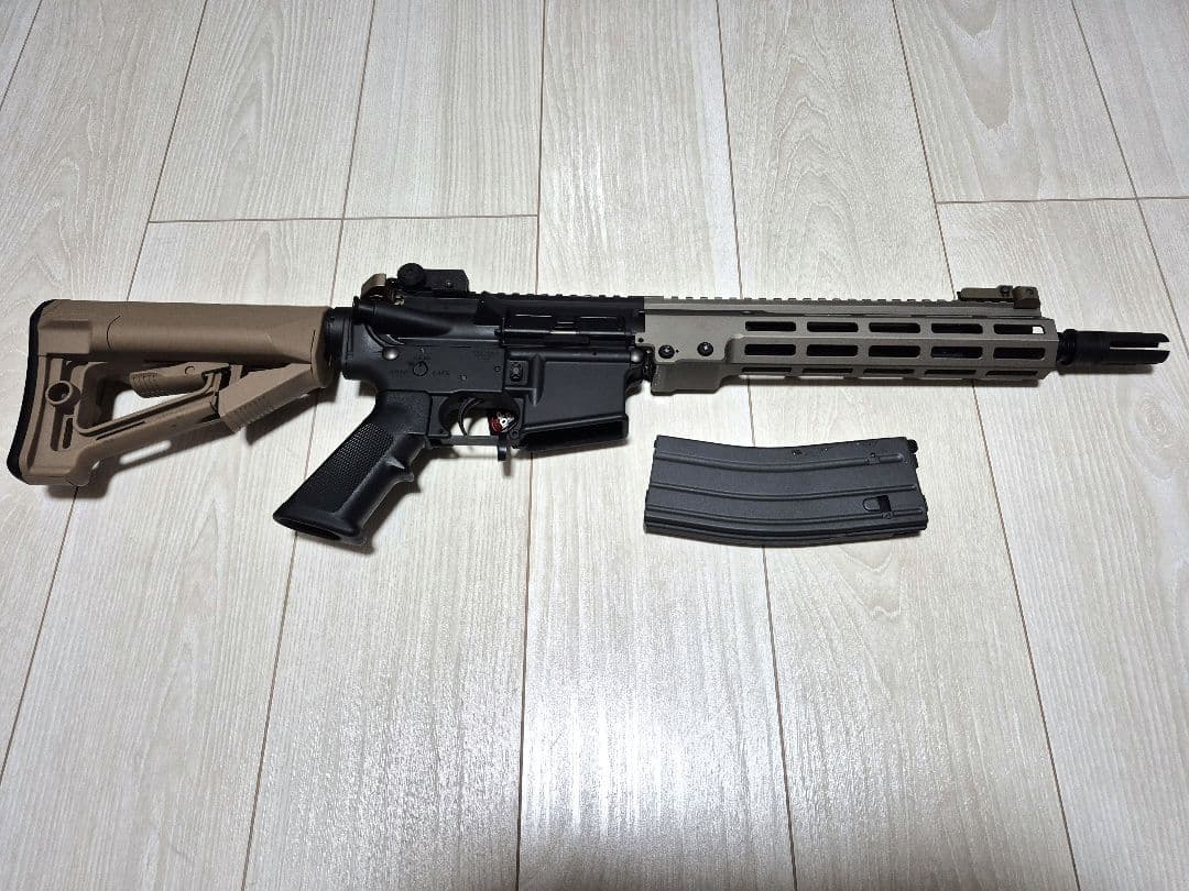 美品　東京マルイ　M4 URG-I 11.5　GBB ガスガン