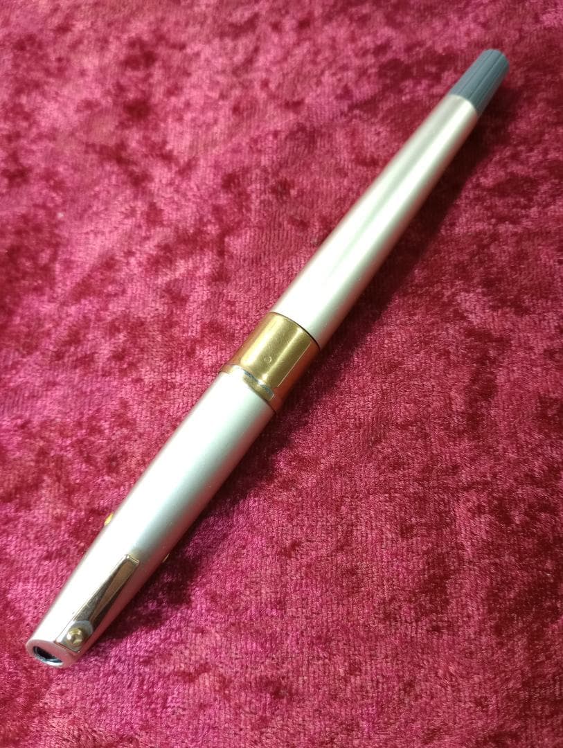 PILOT パイロット 万年筆 初代 キャップレス【C-600MW】