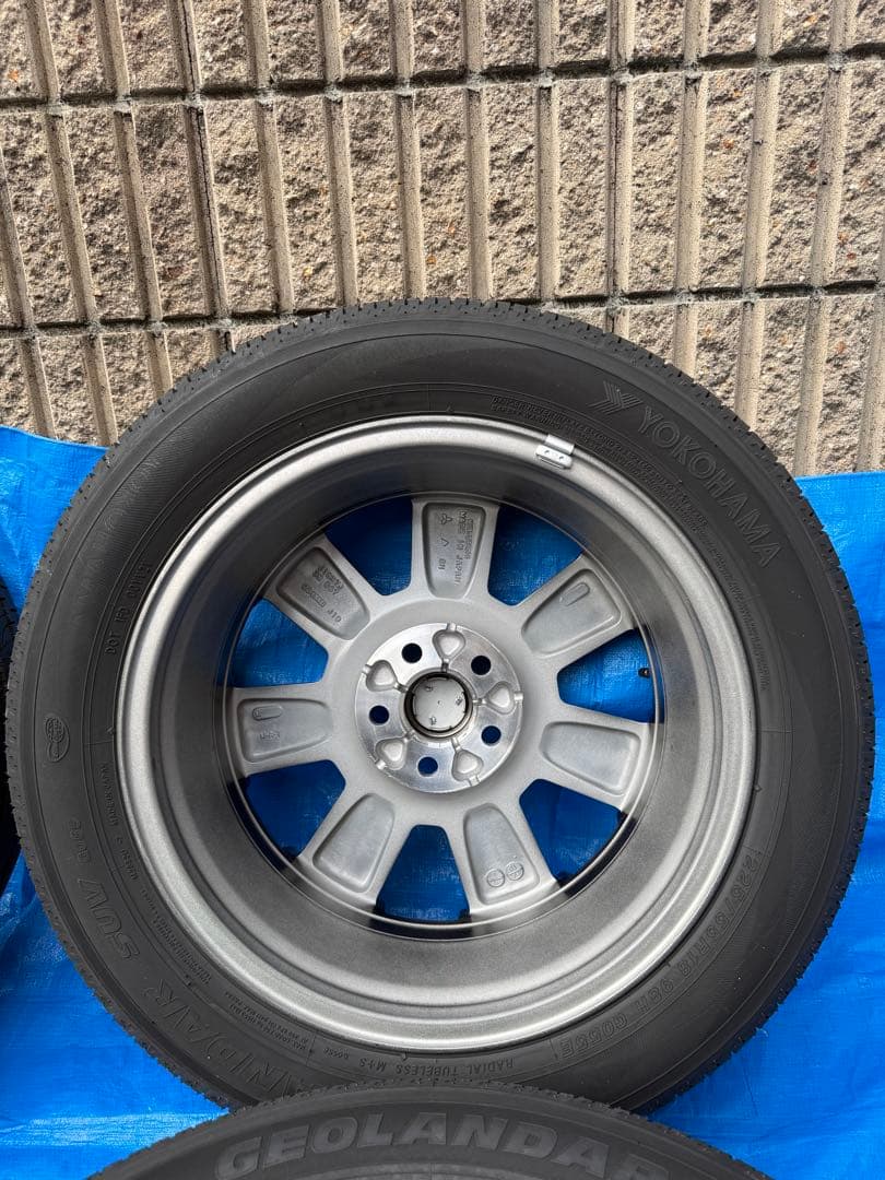 デリカD5 シャモニー　純正ホイール＆タイヤ4本セット【新車外し品】