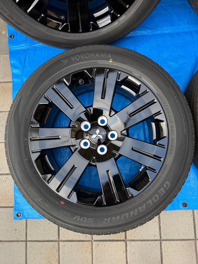 デリカD5 シャモニー　純正ホイール＆タイヤ4本セット【新車外し品】