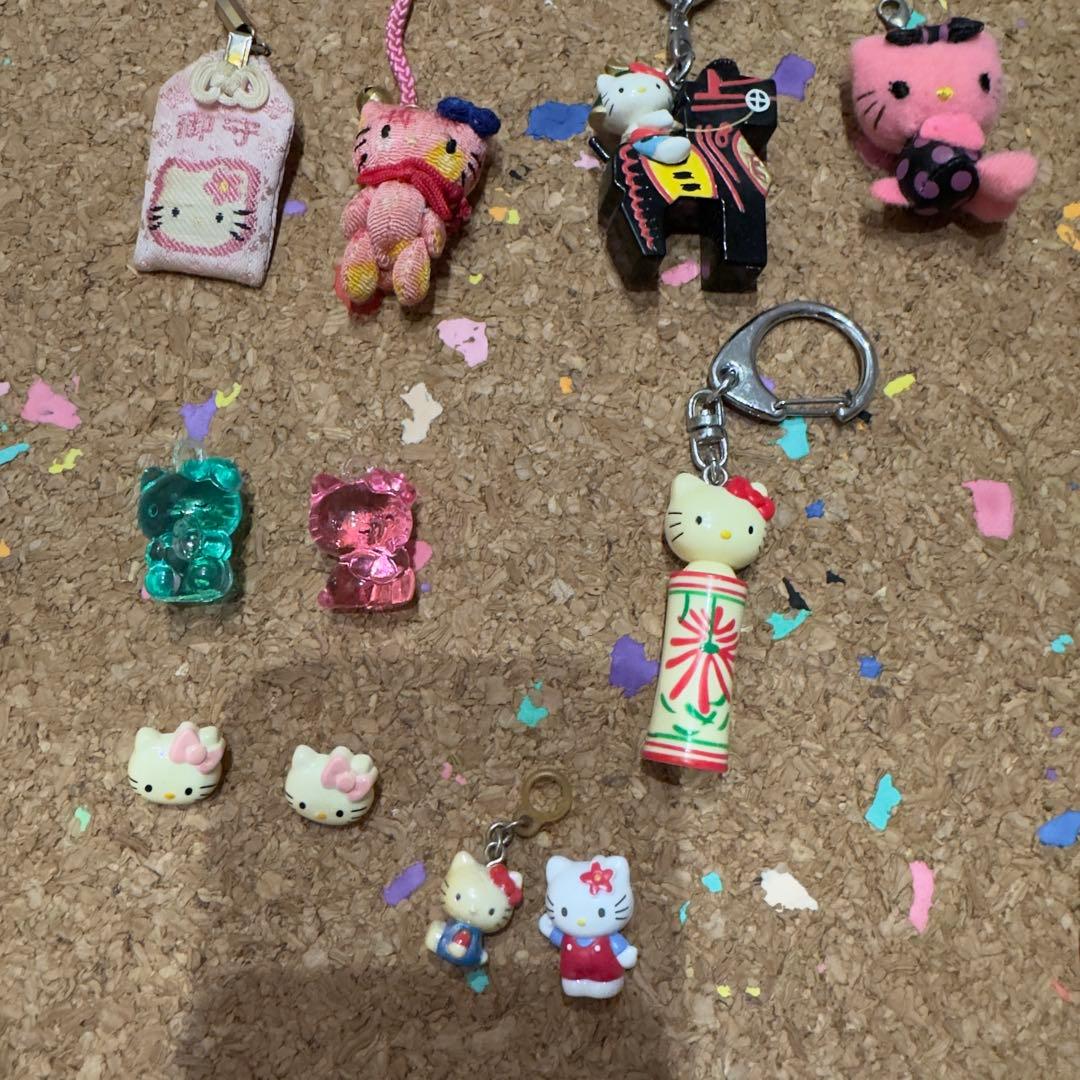 サンリオ ハローキティ キティ HELLO KITTY ストラップ キーホルダー