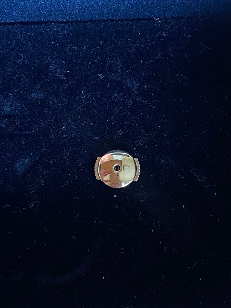 片耳　カルティエピアス　キャッチのみ