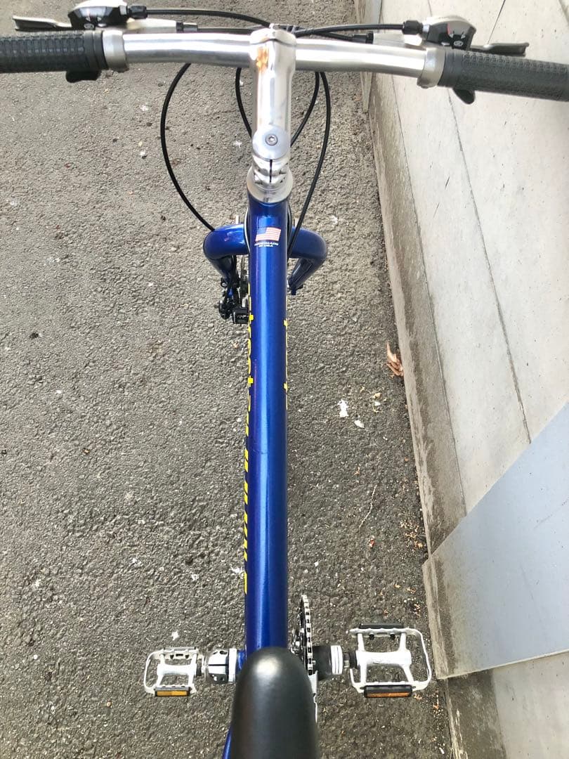 【カスタム極美品】キャノンデール　ストリート2 27速　クロスバイク　CT380