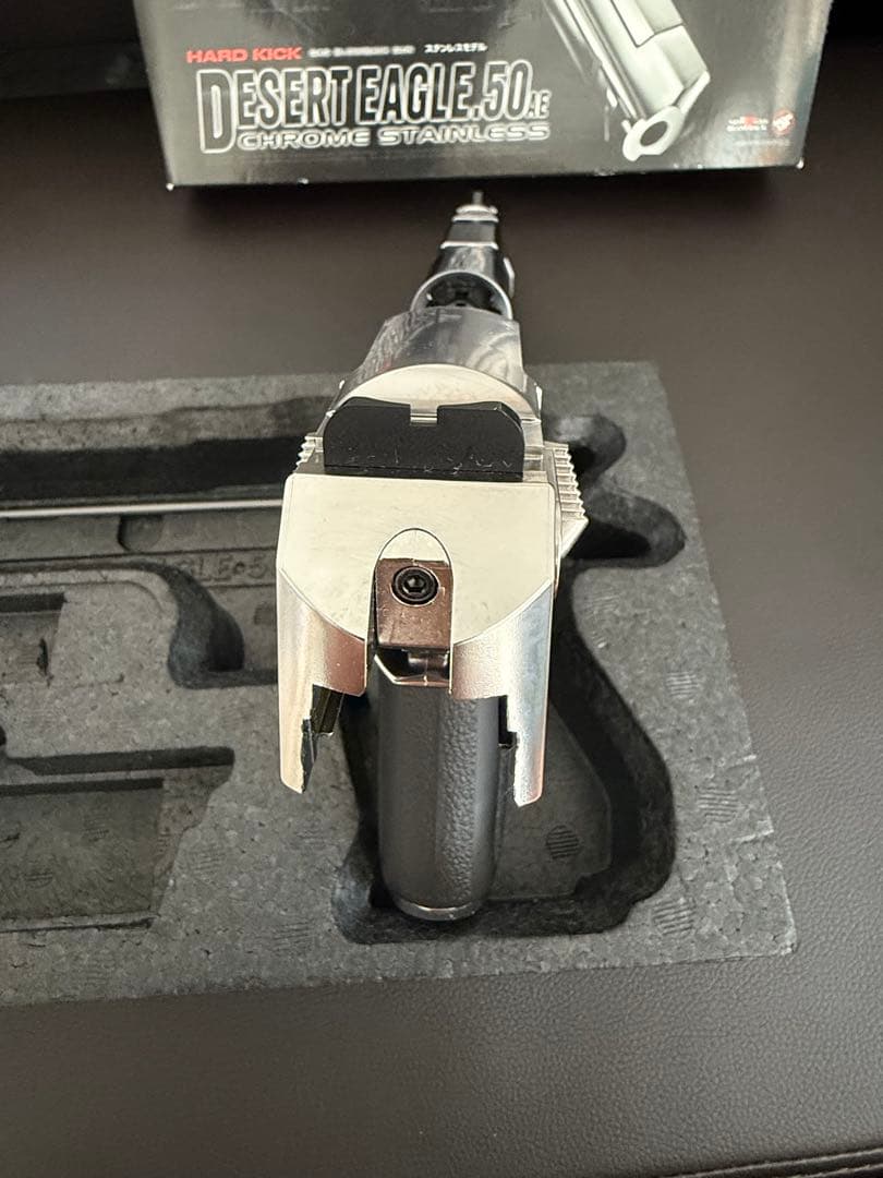 DESERT EAGLE .50 ガスガン クロームステンレス