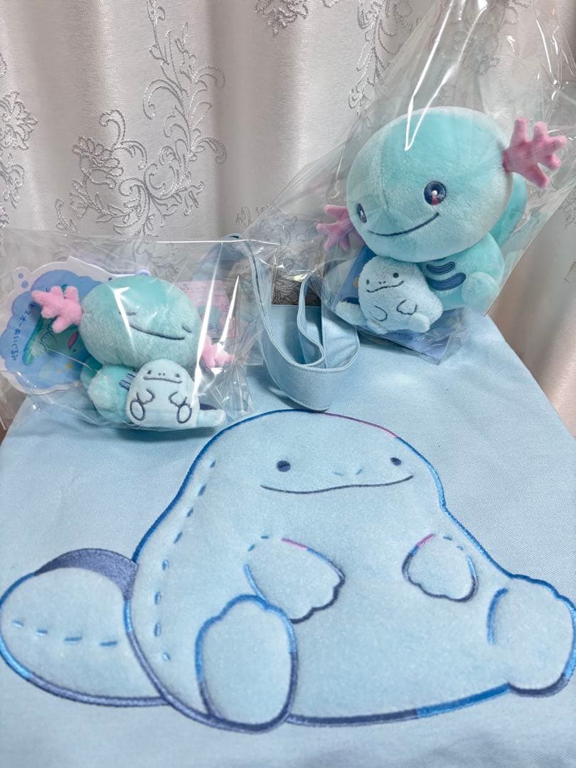 ウパーとヌオーのぬいぐるみ、カラビナマスコット、ヌオーのトート　３点セット