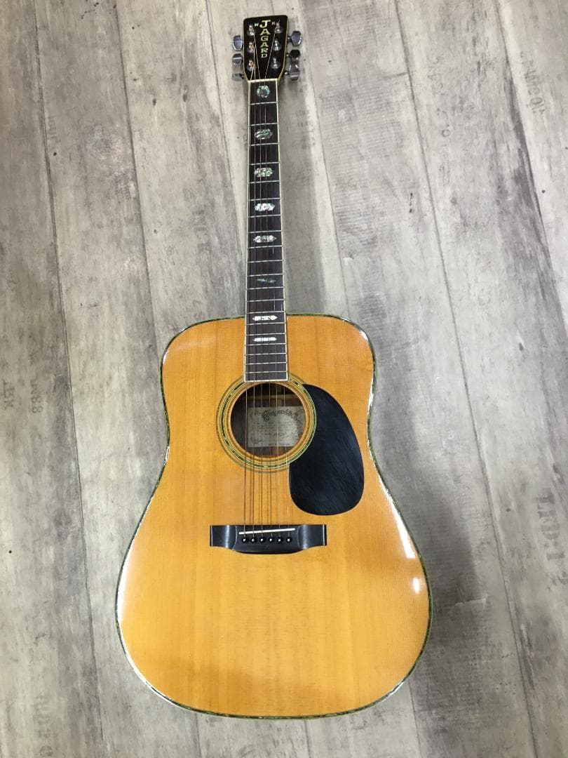 アコースティックギター ドレッドノート ジャガード、ケース付き