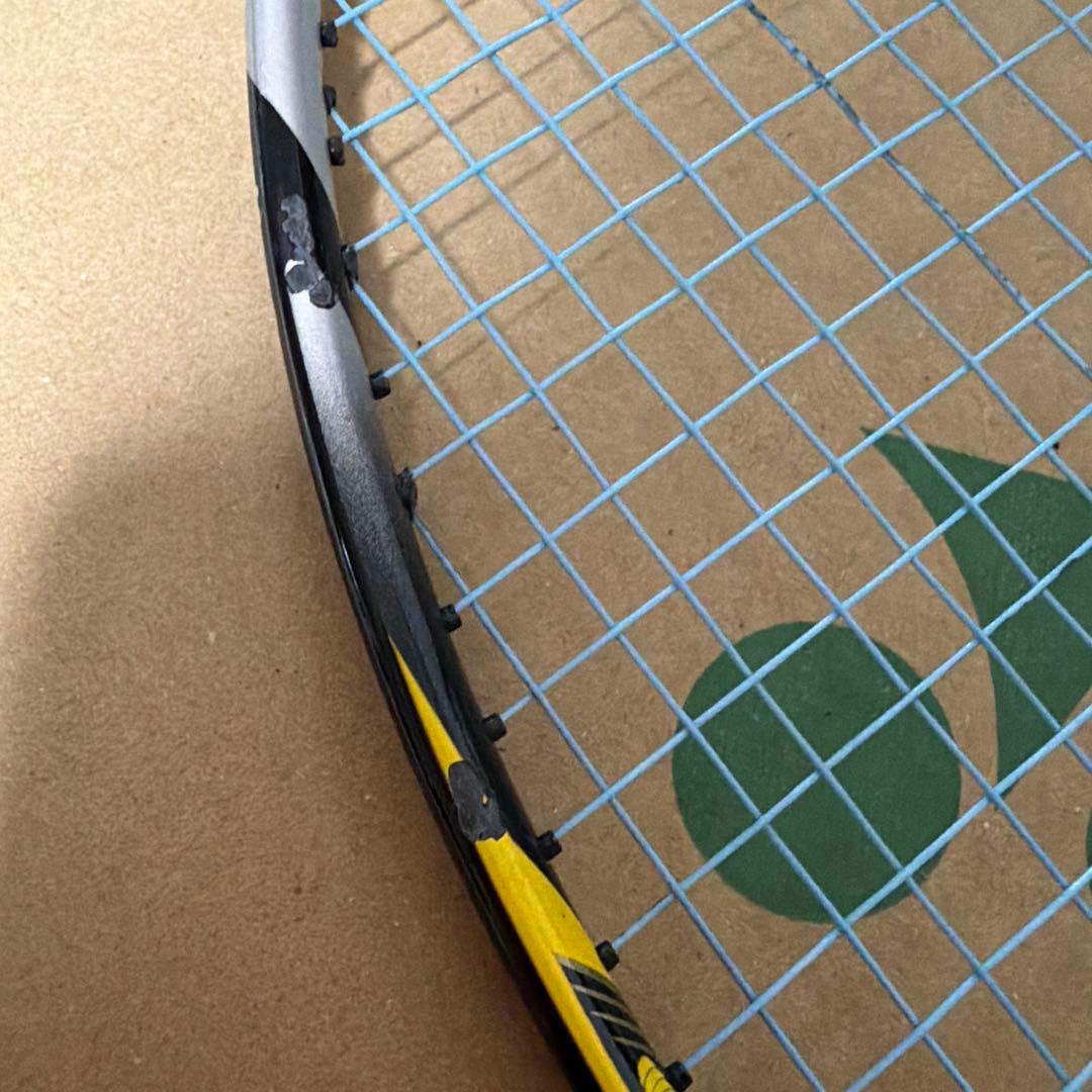 傷ありYONEX ARC SABER 7 バドミントンラケット