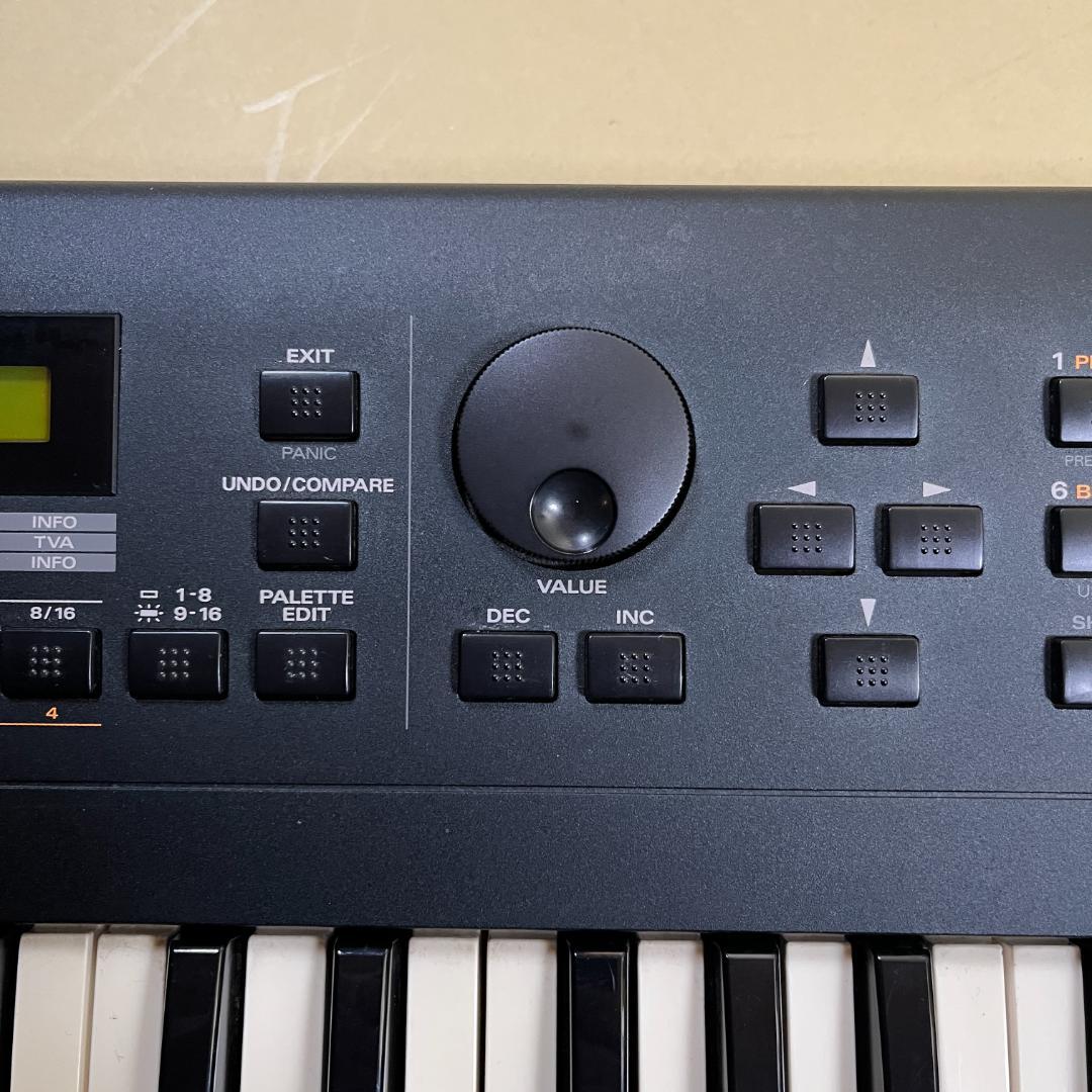 Roland XP-30 シンセサイザー 電源コード ソフトケース付属