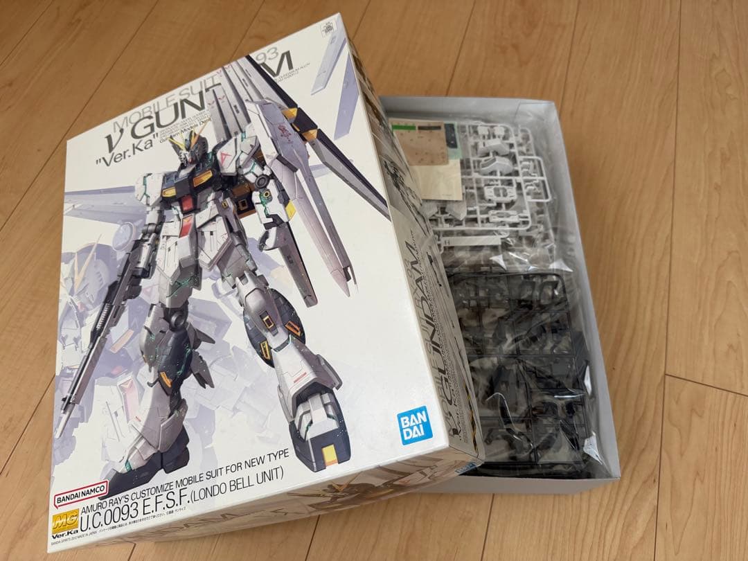 未組立 MG 1/100 νガンダム Ver.ka ニューガンダム