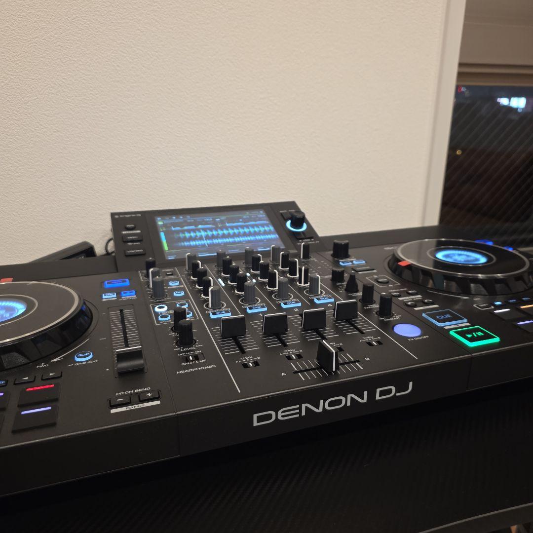 DENON DJ SC LIVE 4 DJコントローラー