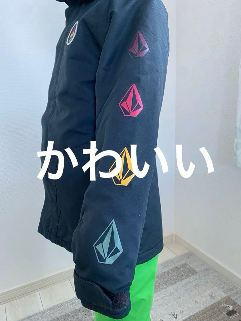 ボルコム　キッズウエア　XSかＳ