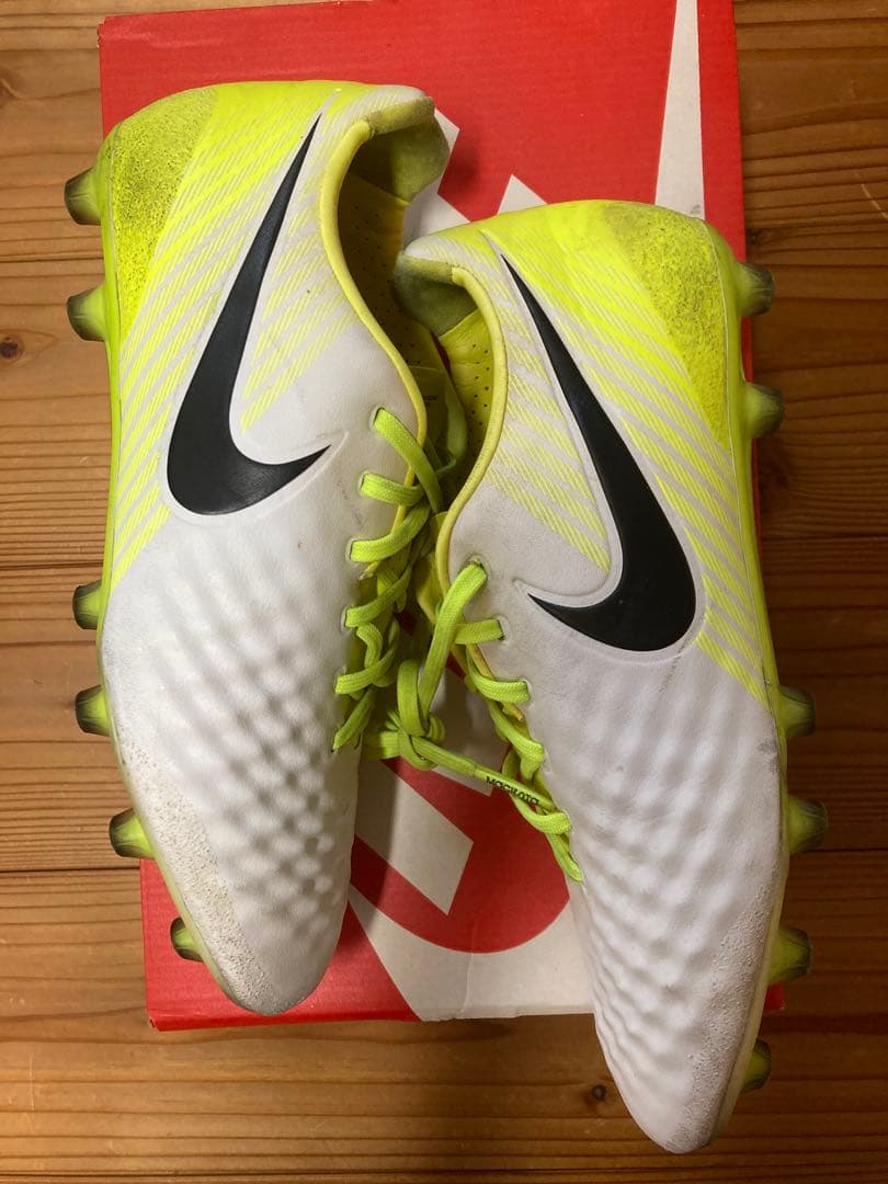 NIKE マジスタ オーパス 2 HG-E 25.5cm シューズケース付き
