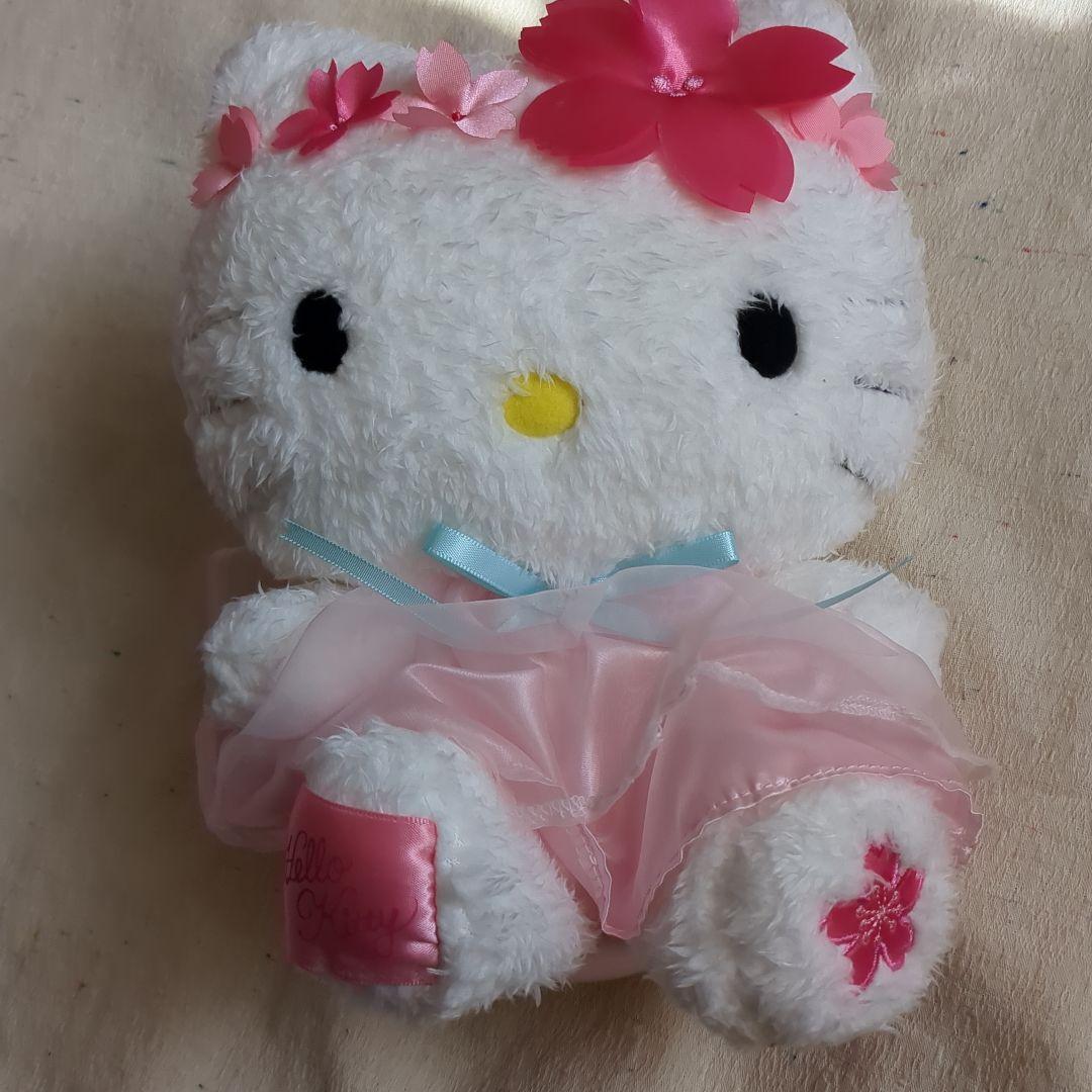 キティちゃんのぬいぐるみ　桜　さくら