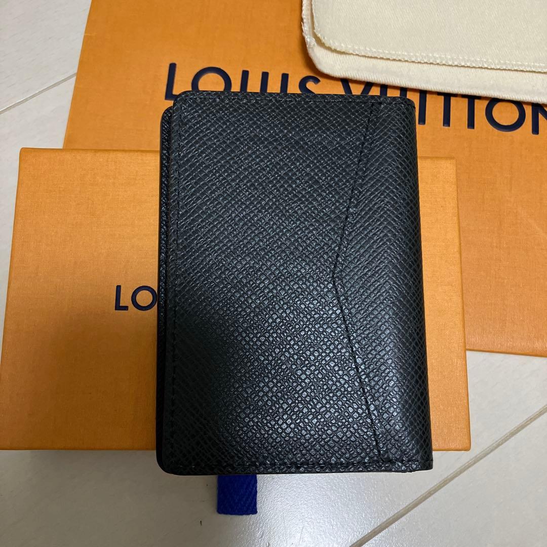 LOUIS VUITTON ブラック 名刺入れ　タイガ