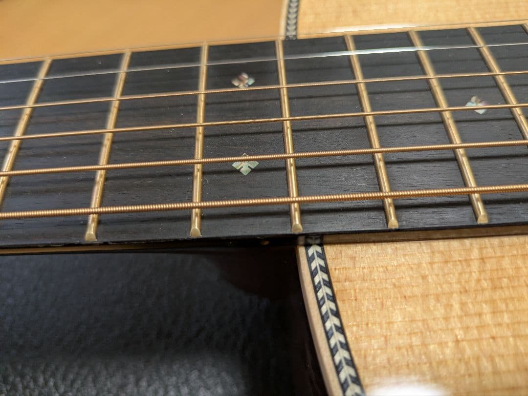 Martin 0012-28 Modern Deluxe 　保証期間内