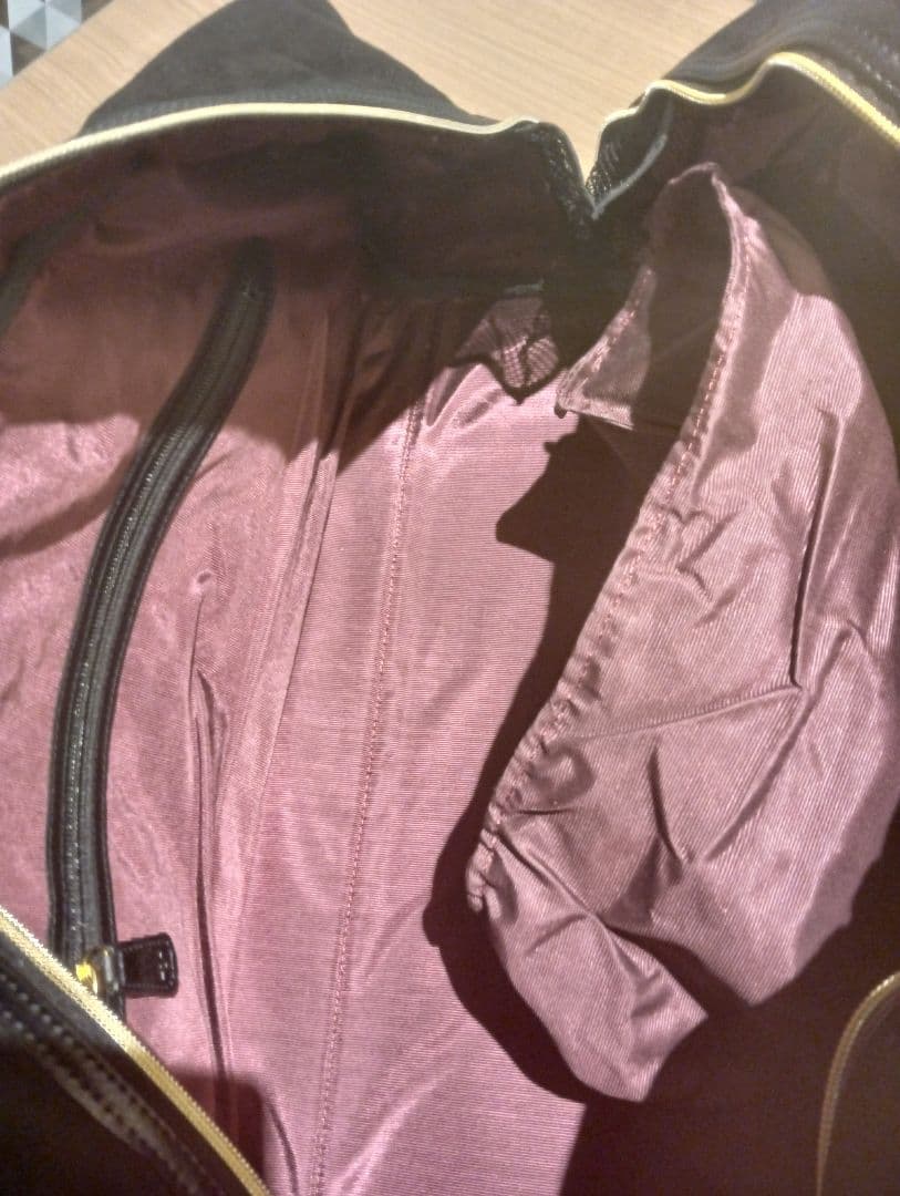 美品MAJESTY キルティング ブラックゴルフバッグ