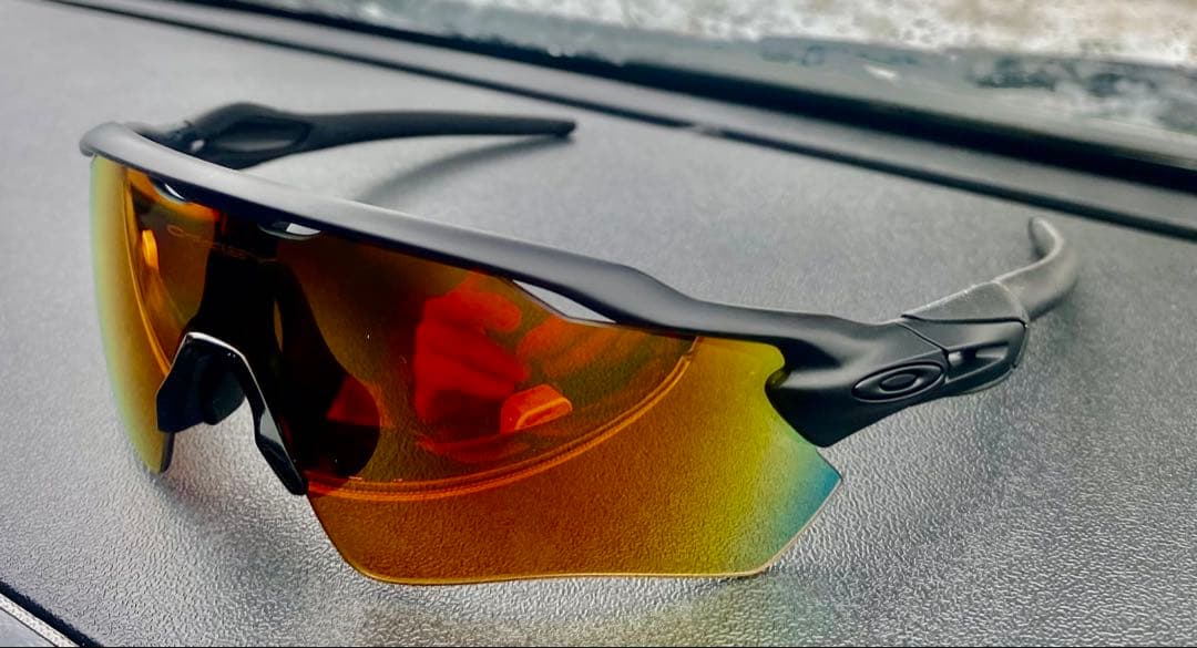 Oakley サングラス プリズムレンズ値段交渉してください