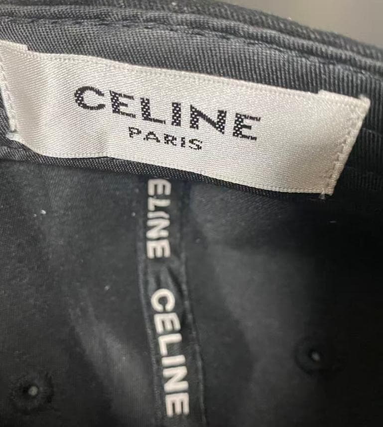 CELINE ベースボールキャップ