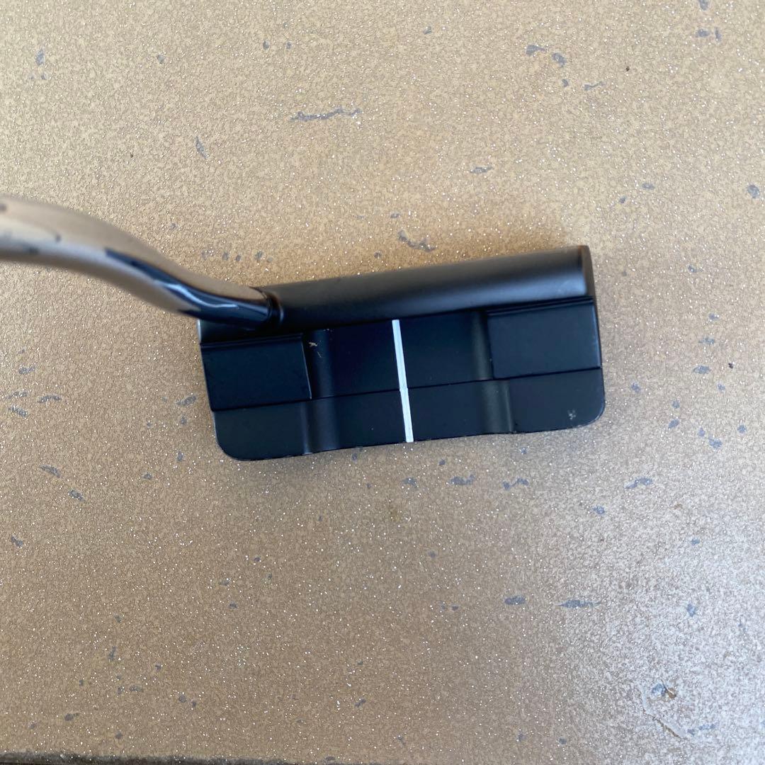 ストロークラボブラックシリーズDOUBLEWIDEFLOWパター33インチ