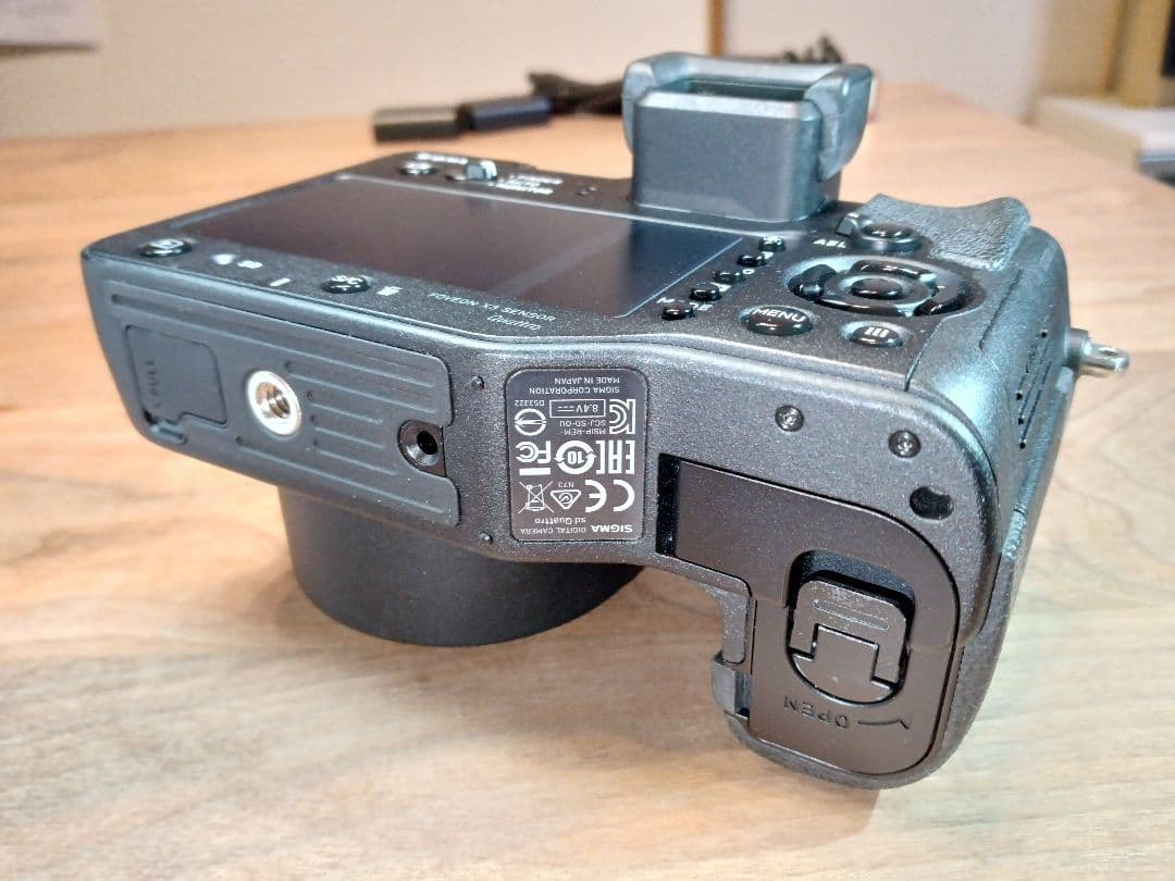 H*o様 【バッテリー計2個+SDカード】SIGMA sd quattro ボデ