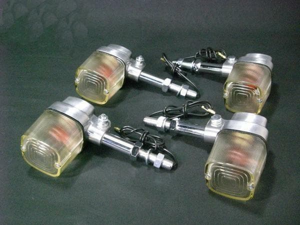 汎用 角型ウィンカー 黄ばみ/ポリッシュ 4個1セット 新品