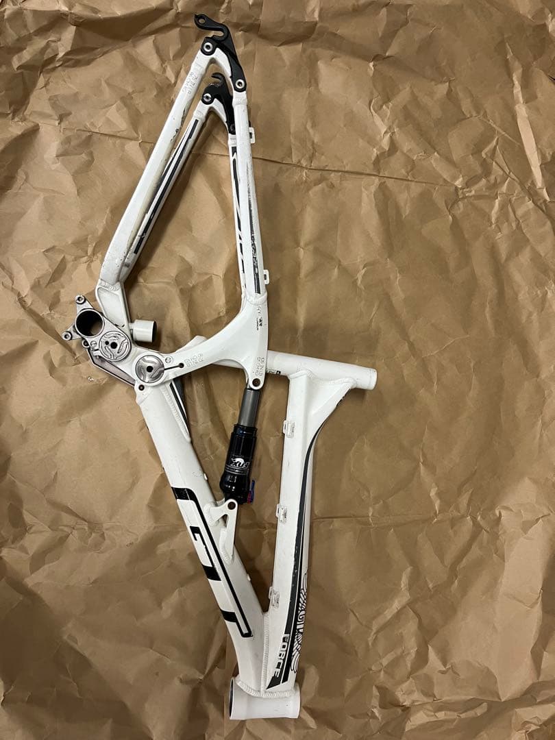 パーツ GT FORCE 3