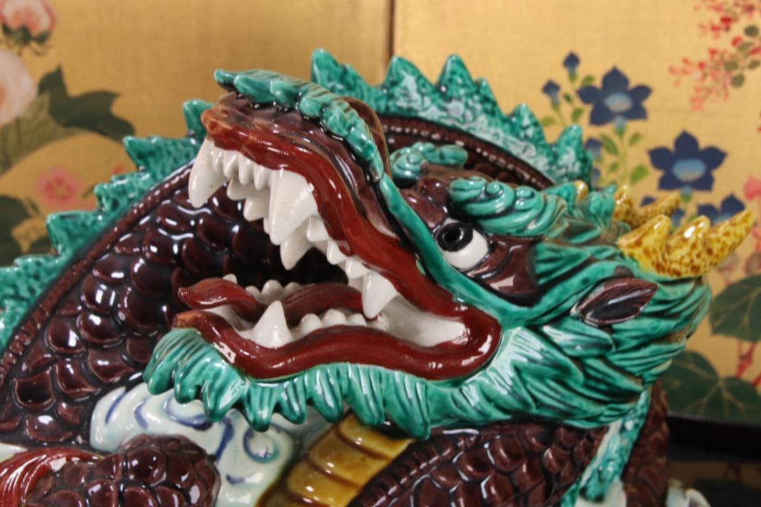 九谷焼　太吉　糠川清章　雲龍　干支 竜　置物 飾物 床飾り BE786