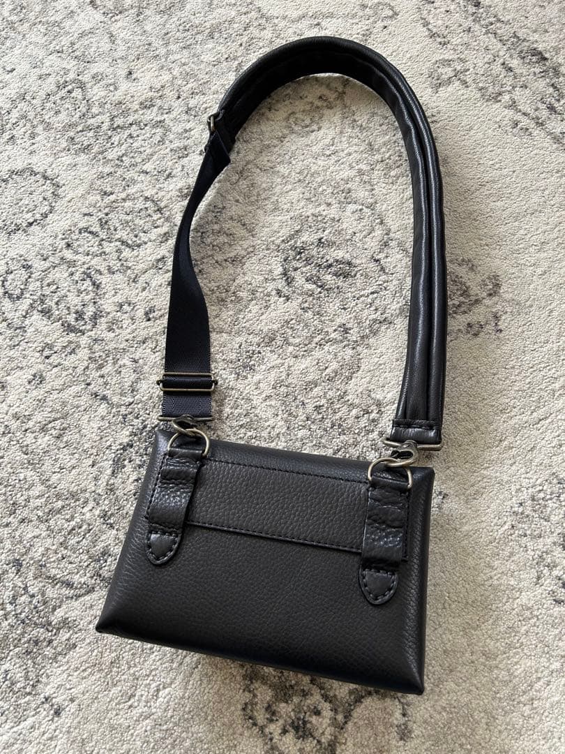 エバゴス　封筒型3waybag