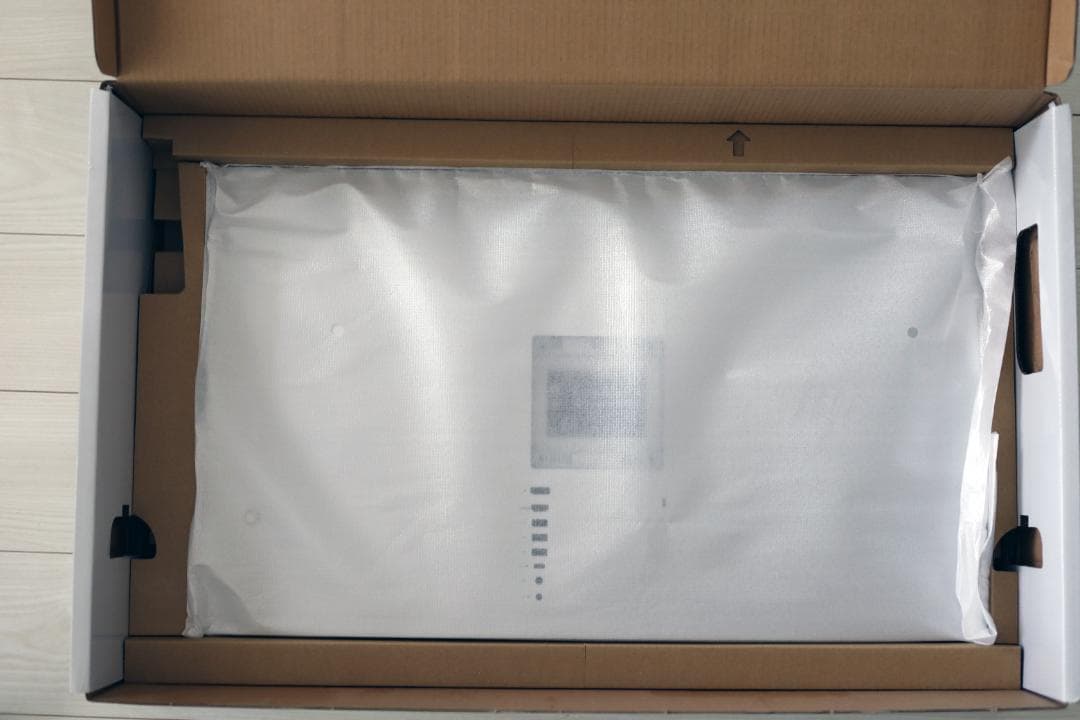 HP U32 4K HDR ディスプレイ 31.5インチ・4K