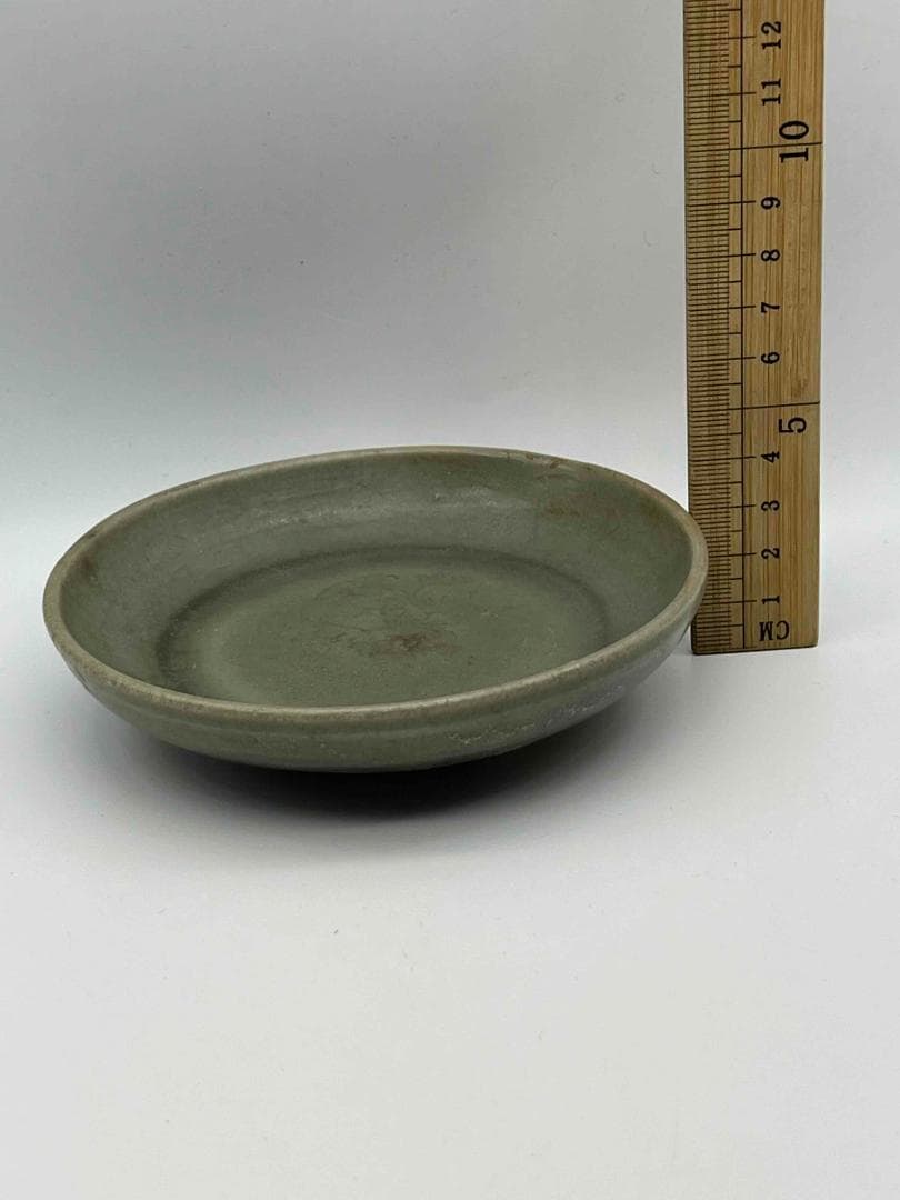 宋時代　青磁　龍泉窯花紋皿　青磁茶盤　 希少貴重　鉢　茶碗　唐物(F-113)