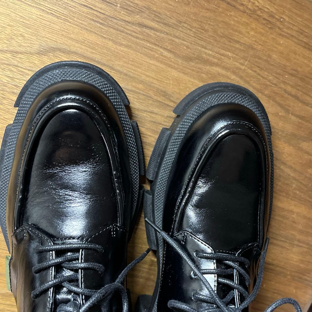 MANA ブラック 厚底レースアップシューズ　35サイズ