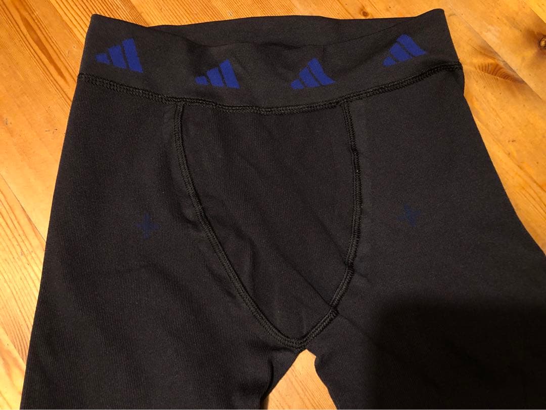 アディダス スポーツタイツ テックフィット リチャージ 新品未使用 Mサイズ