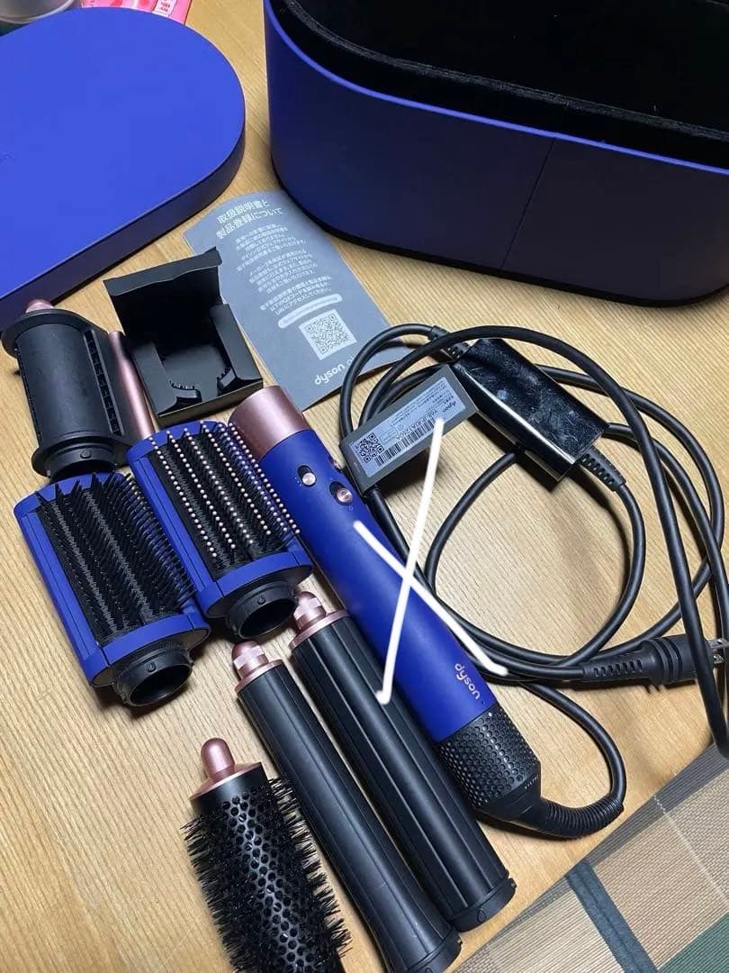 Dyson hs05 エアラップ　コンプリート　ロングマルチスタイラー