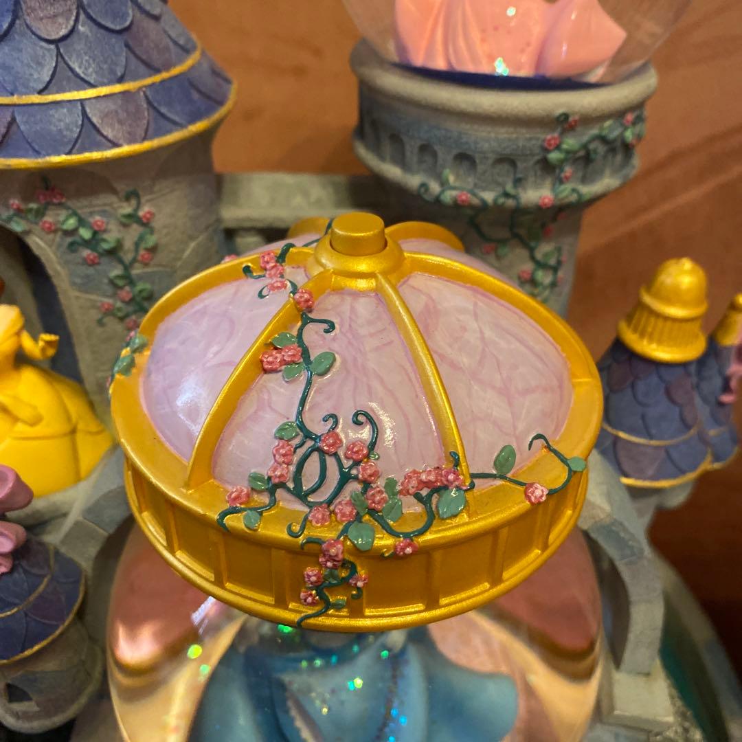 ディズニープリンセス　スノードーム　ビックサイズ　31センチ