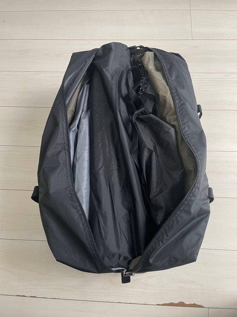 PYKES PEAK パーティドームテント　オリーブグリーン 4から6人用