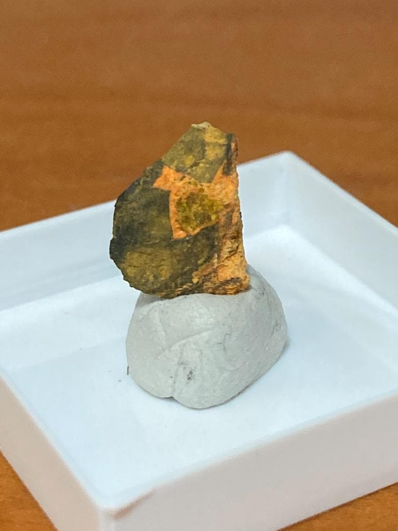 【希少】コンゴ産　ピッチブレンド・キュライト・ソディアイト