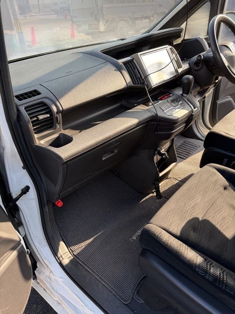 ホンダ ステップワゴン 平成25年