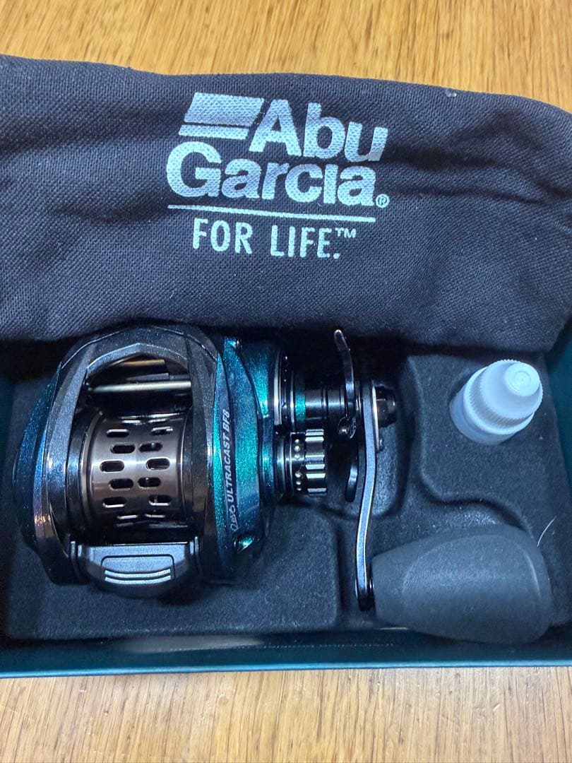 Abu Garcia【アブガルシア】 REVO ULTRACAST BF8