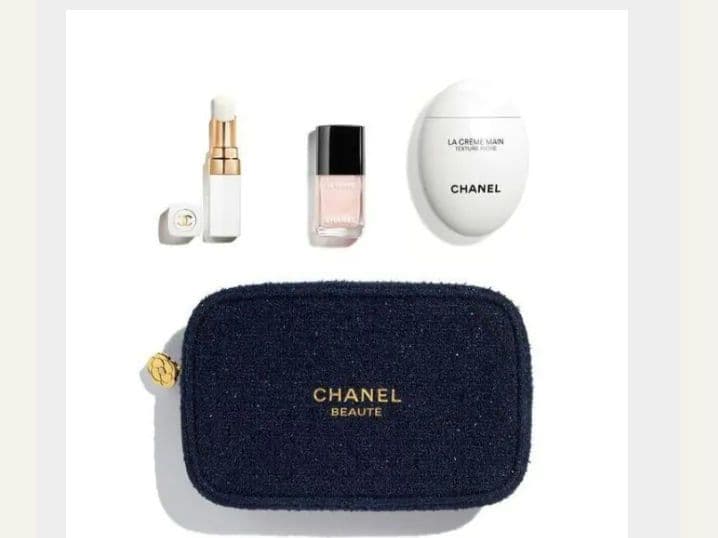 【限定品】CHANEL ホリデー2025　リップ&ネイル　ケアセット
