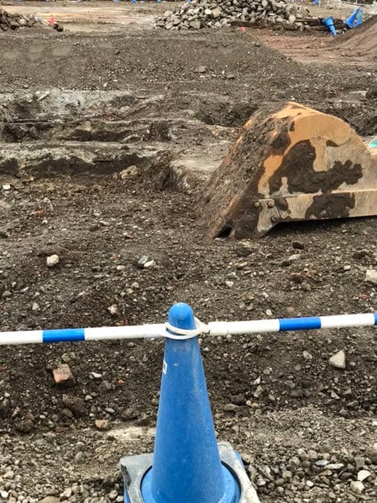 故宮保管委員会　天目茶碗 本物保証　火鳳凰束口茶盞　柿赤天目茶碗